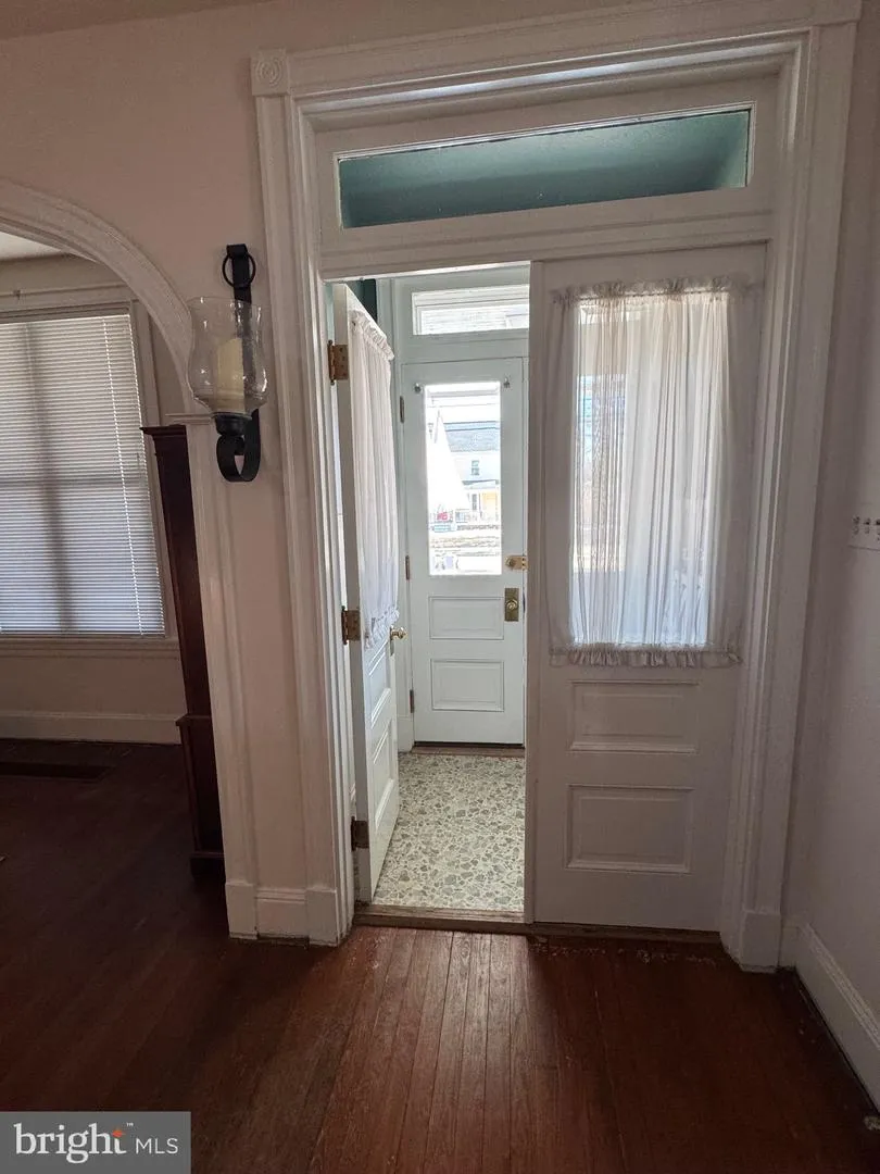 112 S 5TH AVENUE Denton, MD 21629