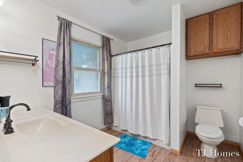 7628 Main Street Newaygo, MI 49337