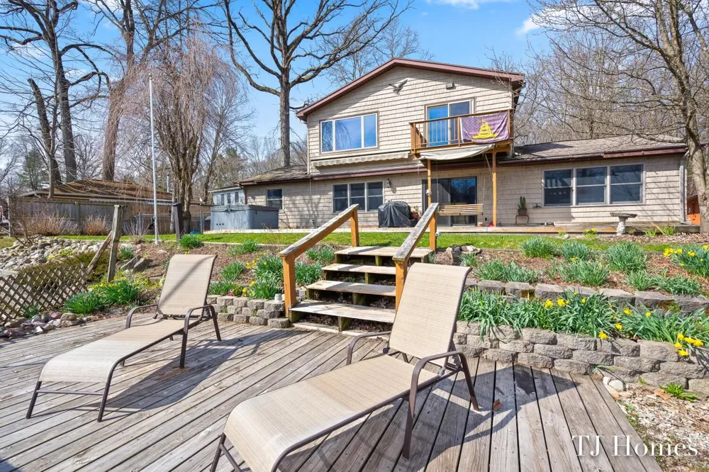 7628 Main Street Newaygo, MI 49337