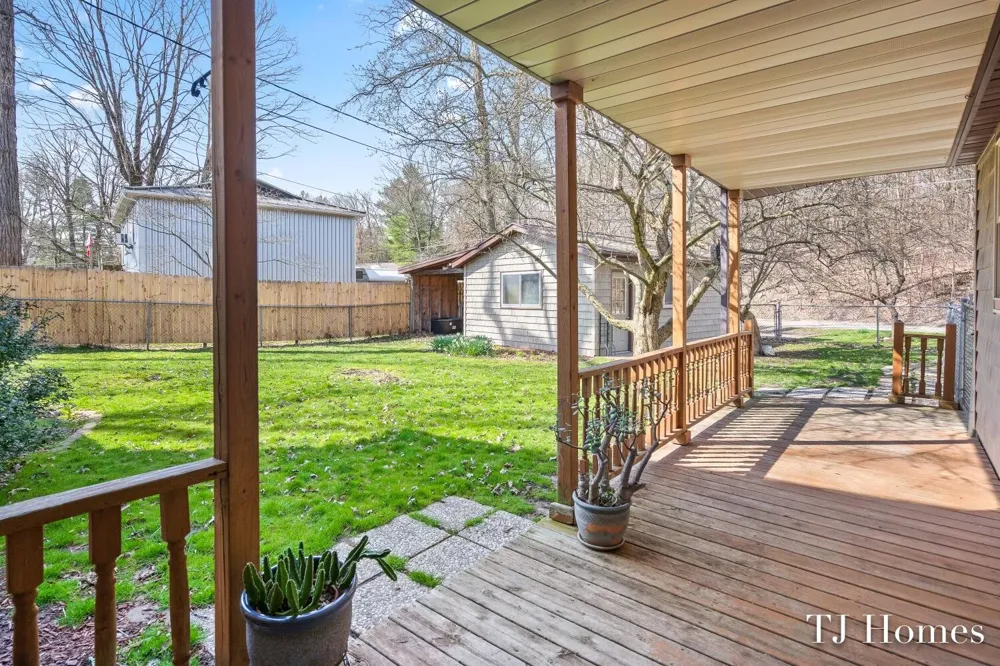 7628 Main Street Newaygo, MI 49337