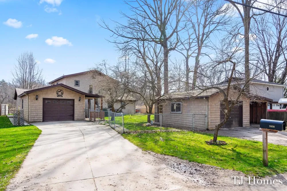 7628 Main Street Newaygo, MI 49337