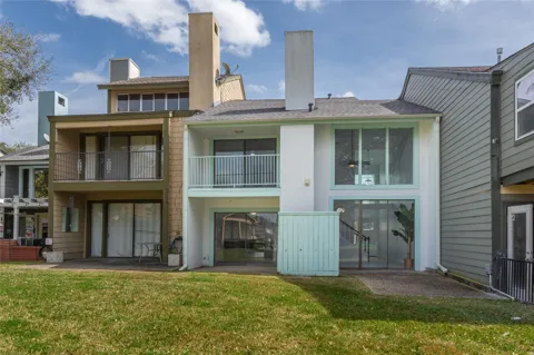 1926 Clipper Court