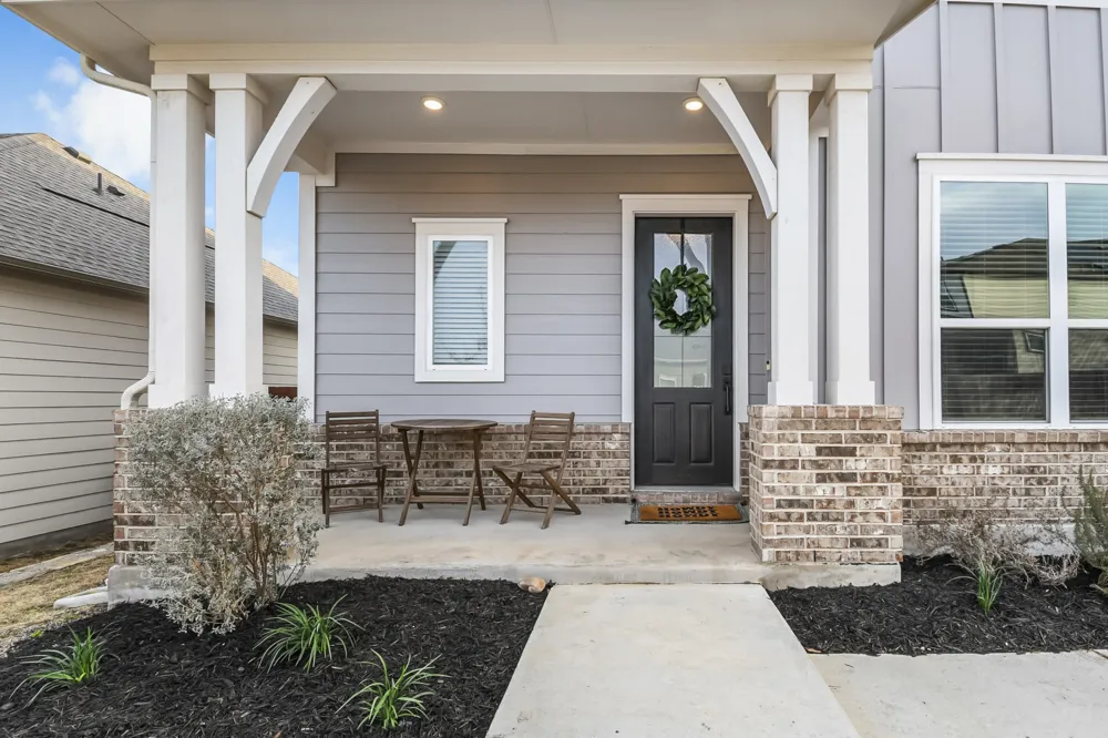 166 Twistleaf Drive Buda, TX 78610