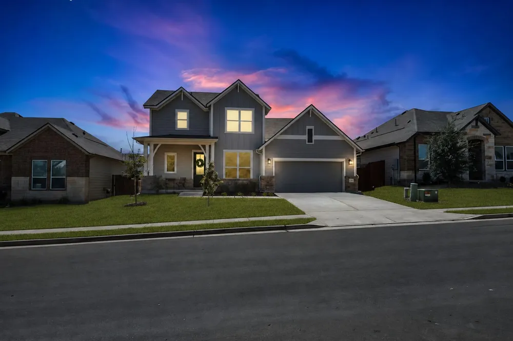 166 Twistleaf Drive Buda, TX 78610