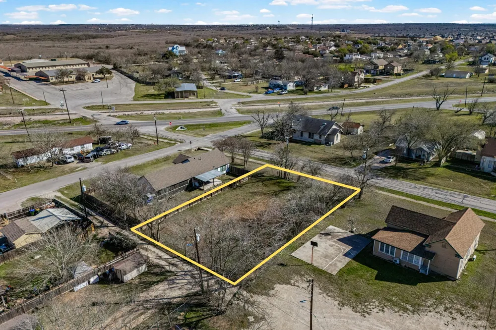 Eggleston Street Manor, TX 78653
