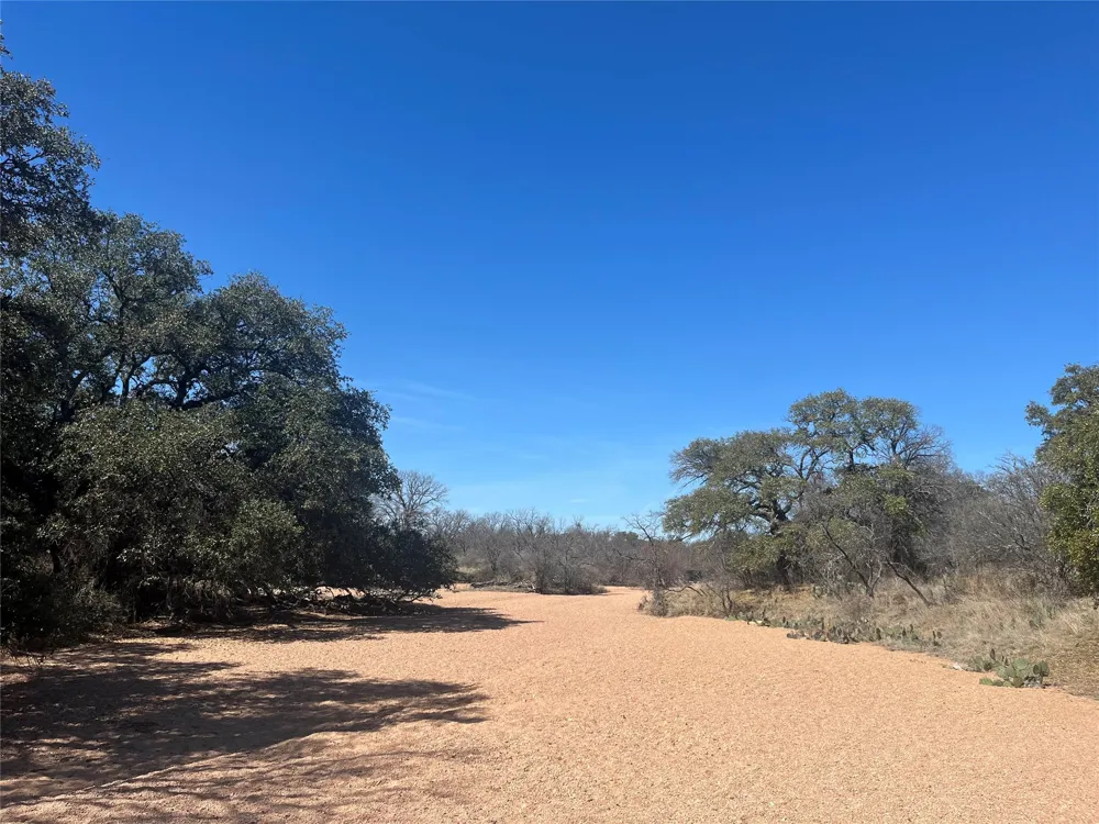 RR 152 Llano, TX 78643