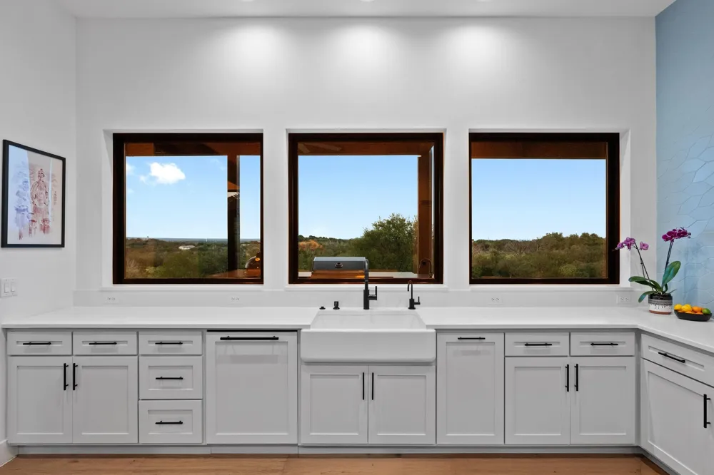111 Rock N Robyn Trail Horseshoe Bay, TX 78657