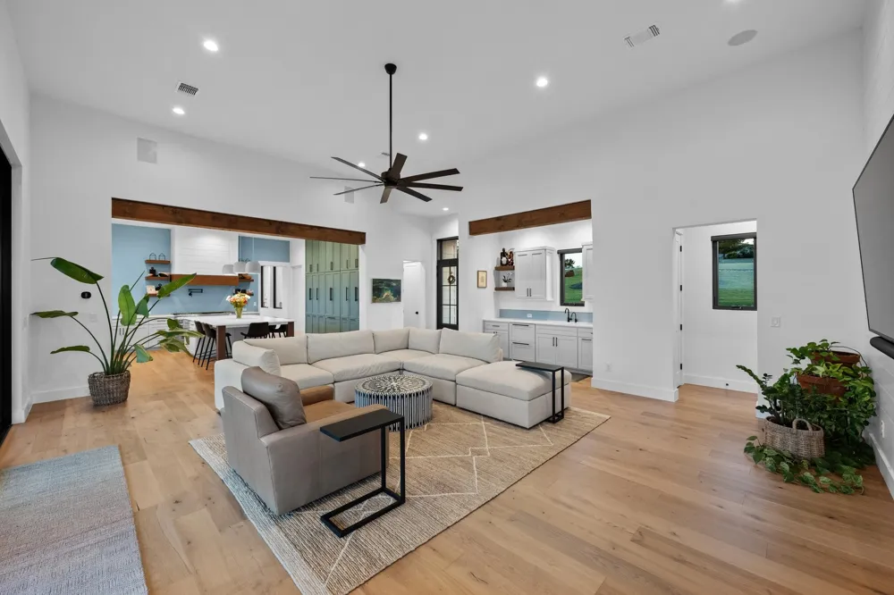 111 Rock N Robyn Trail Horseshoe Bay, TX 78657