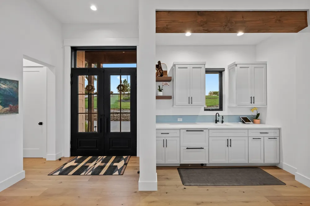 111 Rock N Robyn Trail Horseshoe Bay, TX 78657