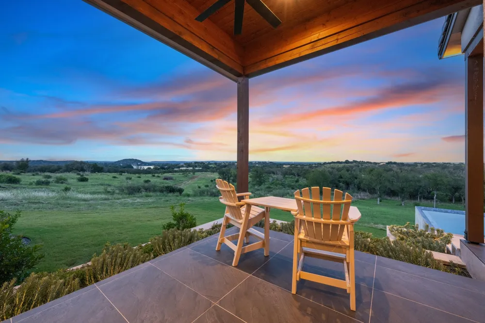 111 Rock N Robyn Trail Horseshoe Bay, TX 78657