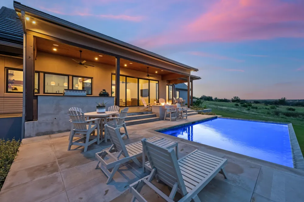 111 Rock N Robyn Trail Horseshoe Bay, TX 78657