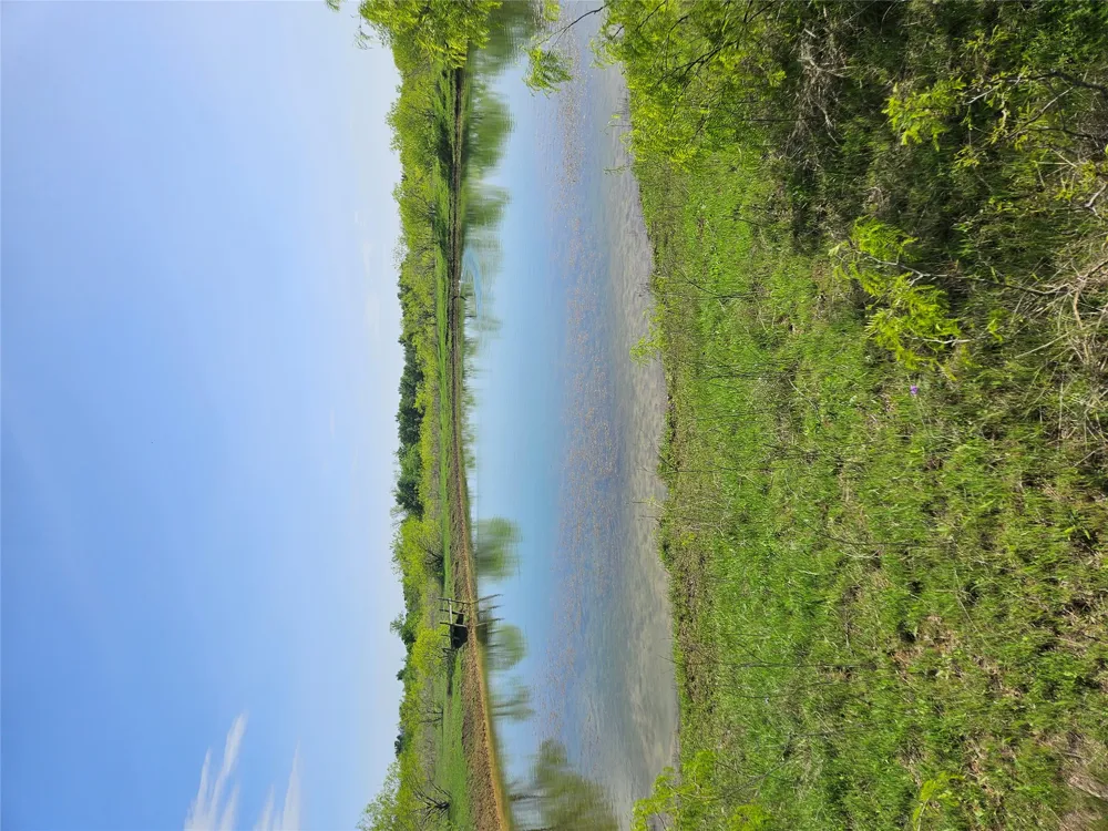 1988 CR 116 ROAD Rogers, TX 76569