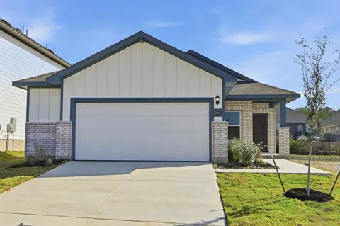 2326 Croaker Creek