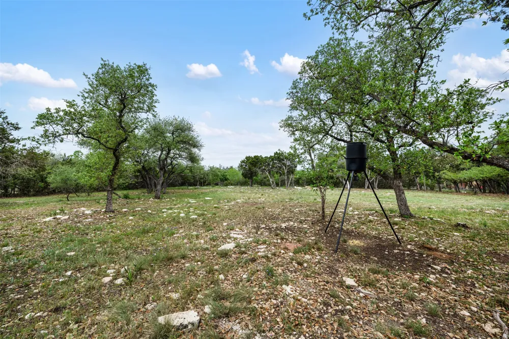 15901 Buddy Avenue Volente, TX 78641