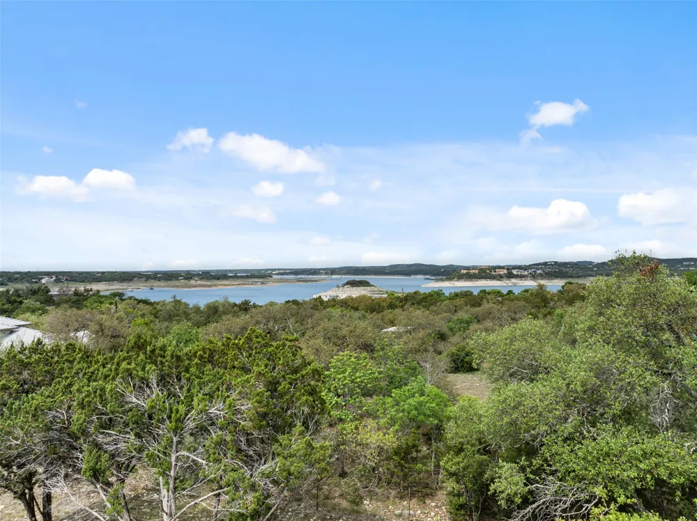 15901 Buddy Avenue Volente, TX 78641