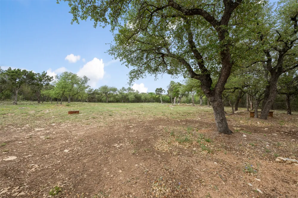 15901 Buddy Avenue Volente, TX 78641