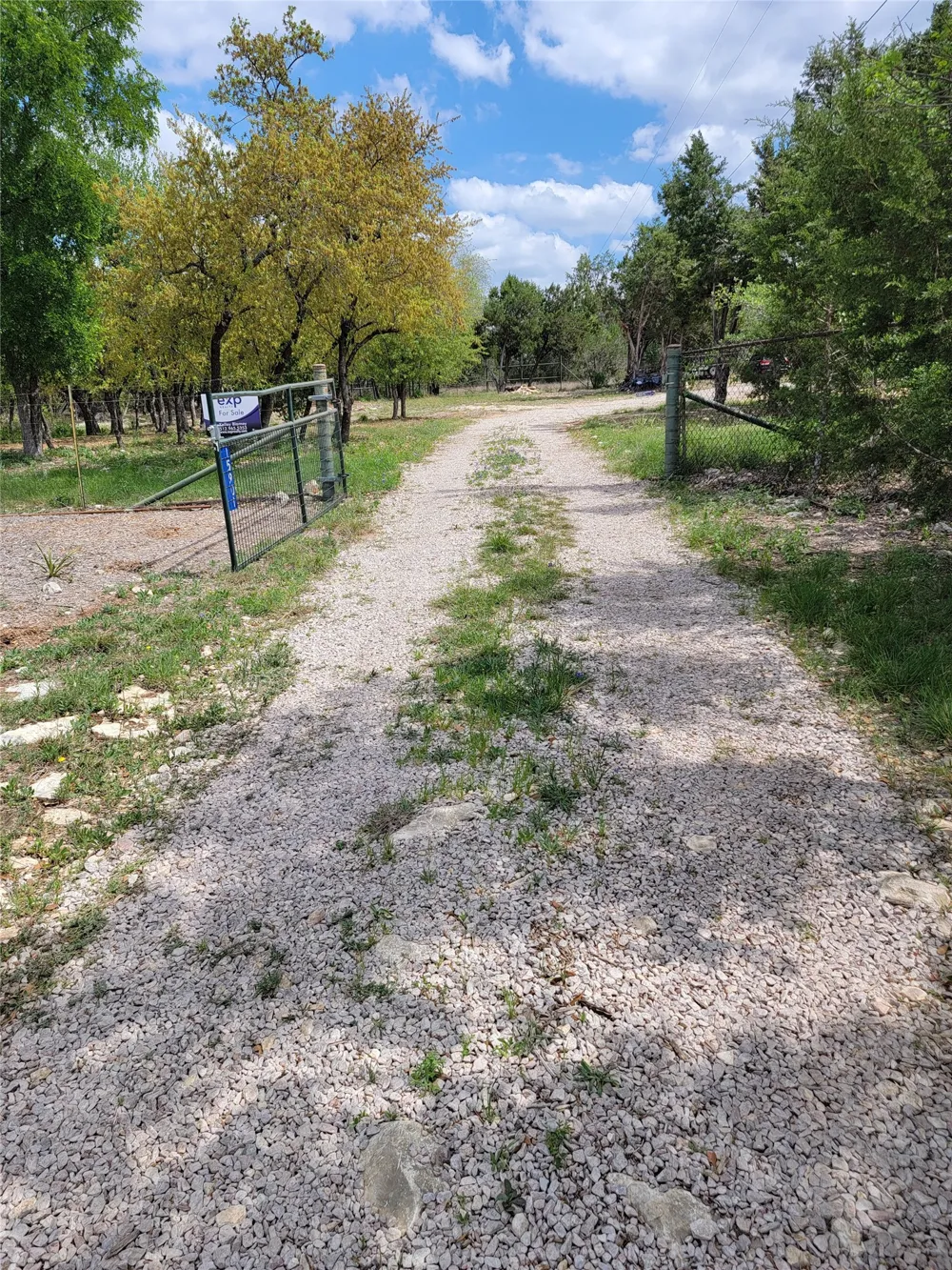 15901 Buddy Avenue Volente, TX 78641