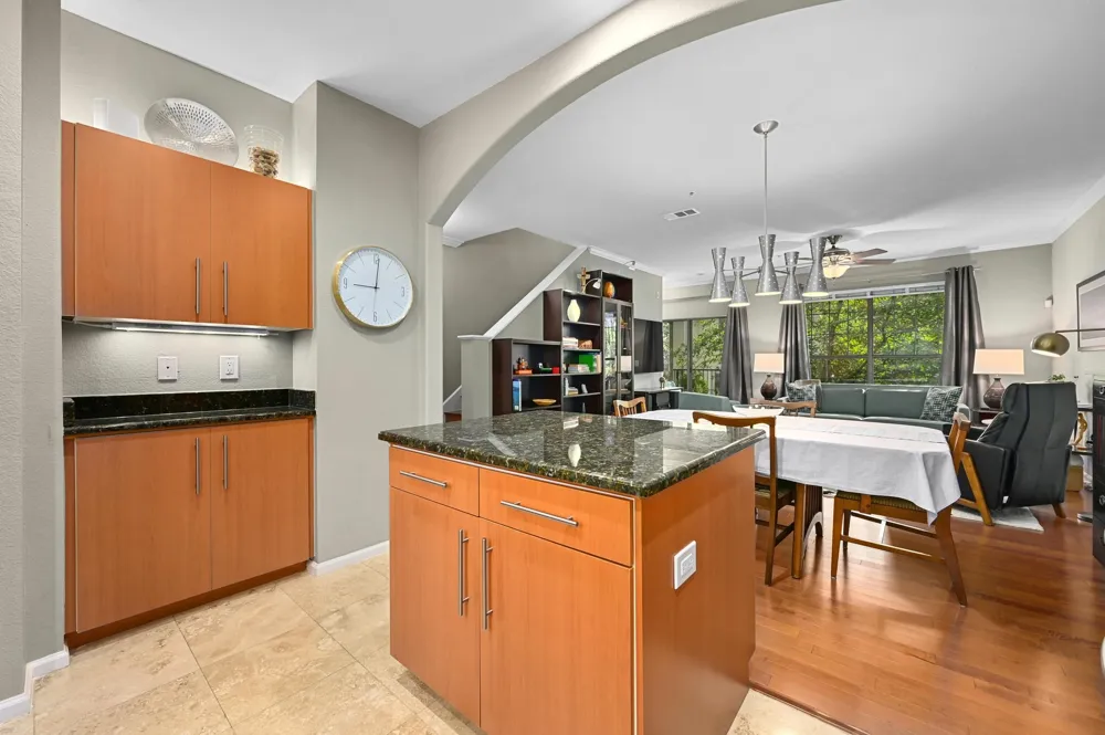 11203 Ranch Road 2222 #1104 Austin, TX 78730