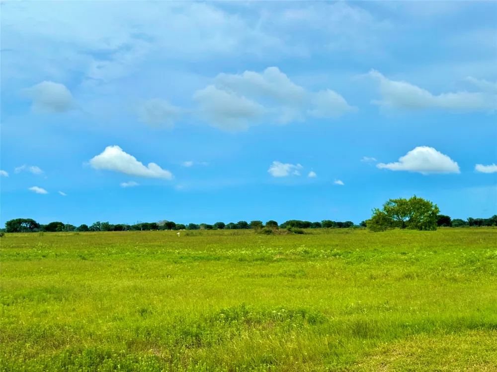 105 Pin Tail Lane Rock Island, TX 78934