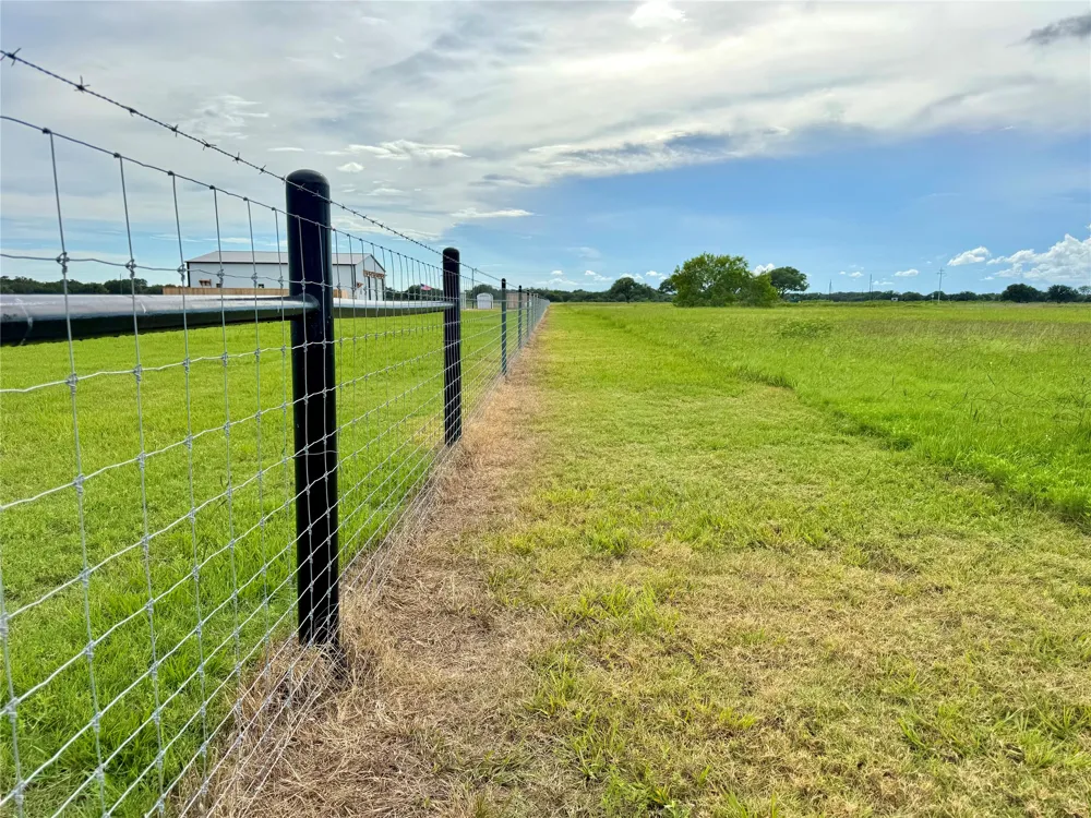 105 Pin Tail Lane Rock Island, TX 78934