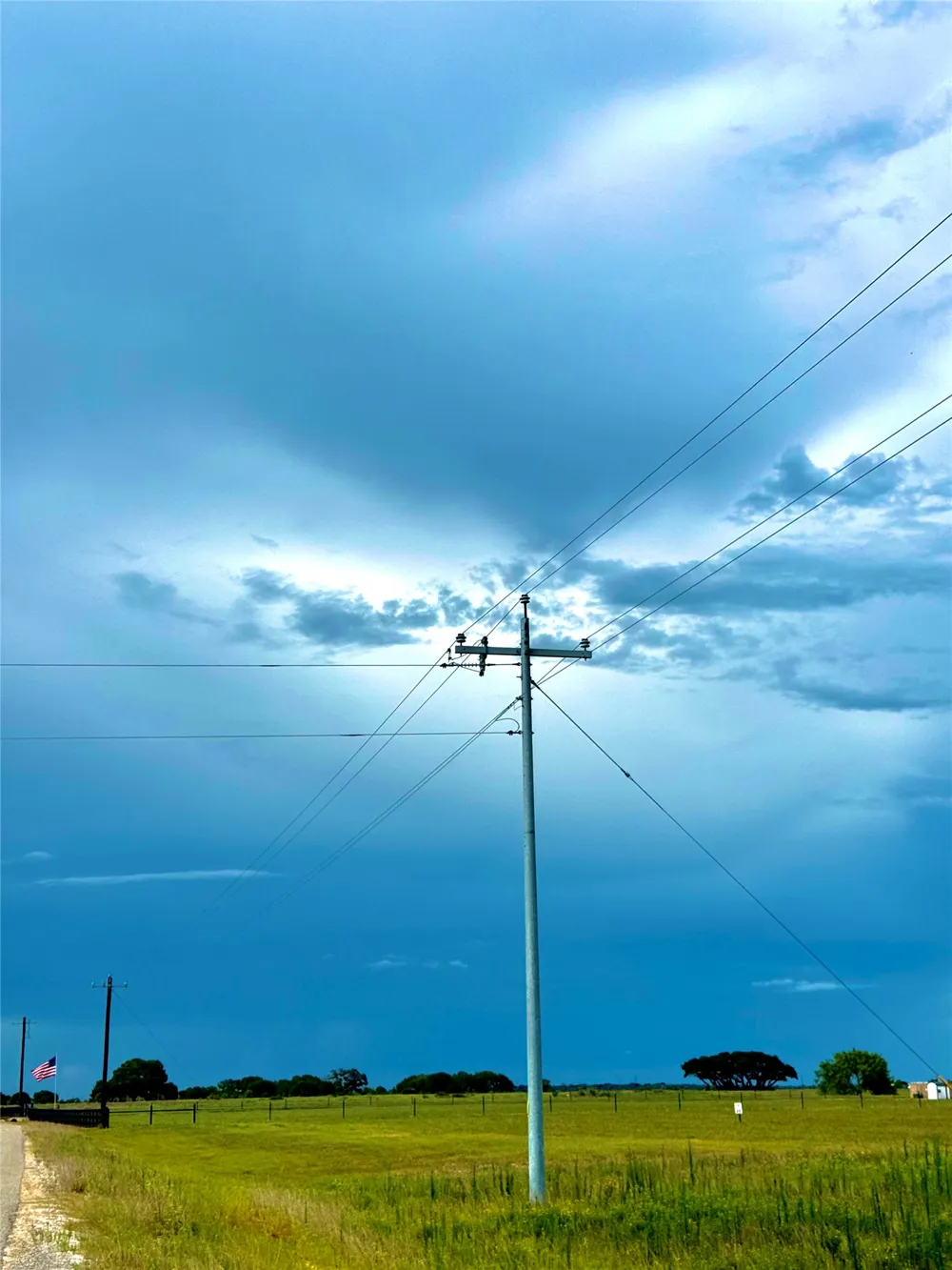 105 Pin Tail Lane Rock Island, TX 78934