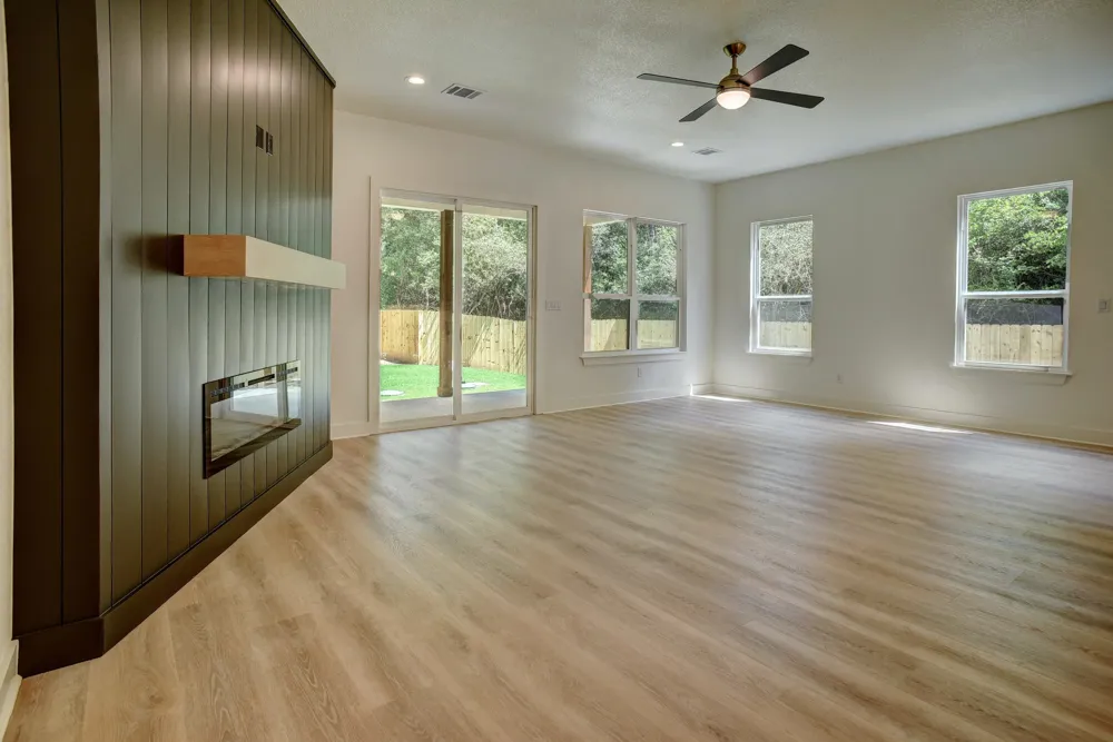 104 Pony Grass Lane Bastrop, TX 78602