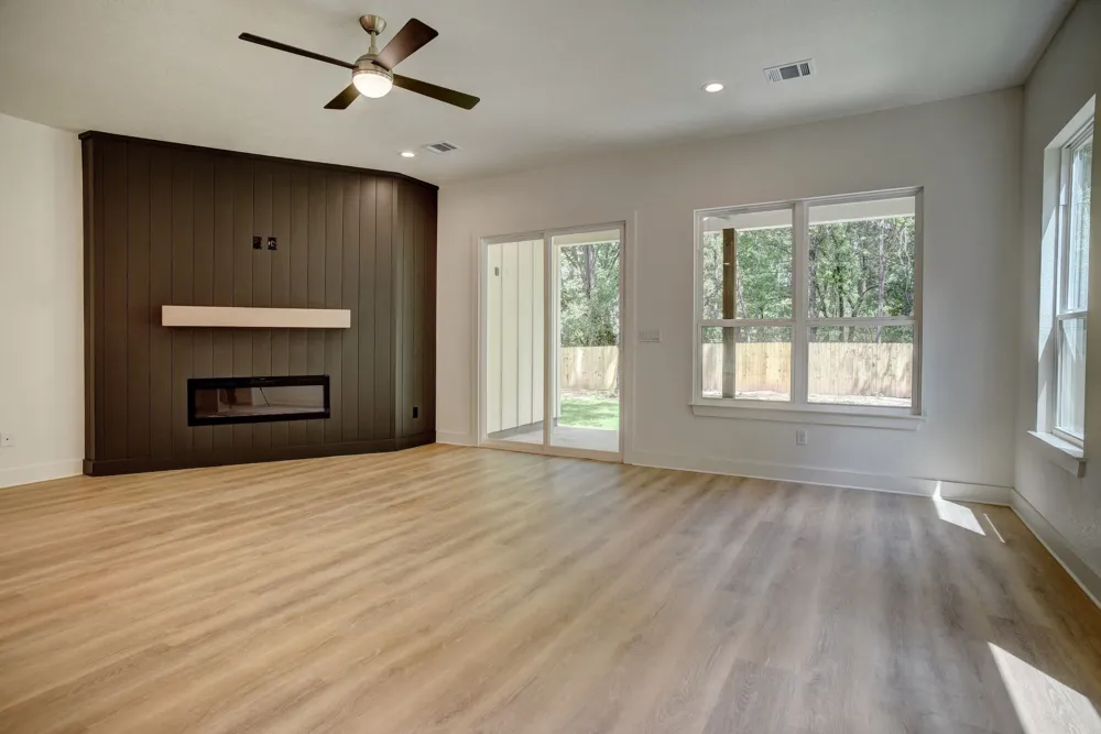 104 Pony Grass Lane Bastrop, TX 78602