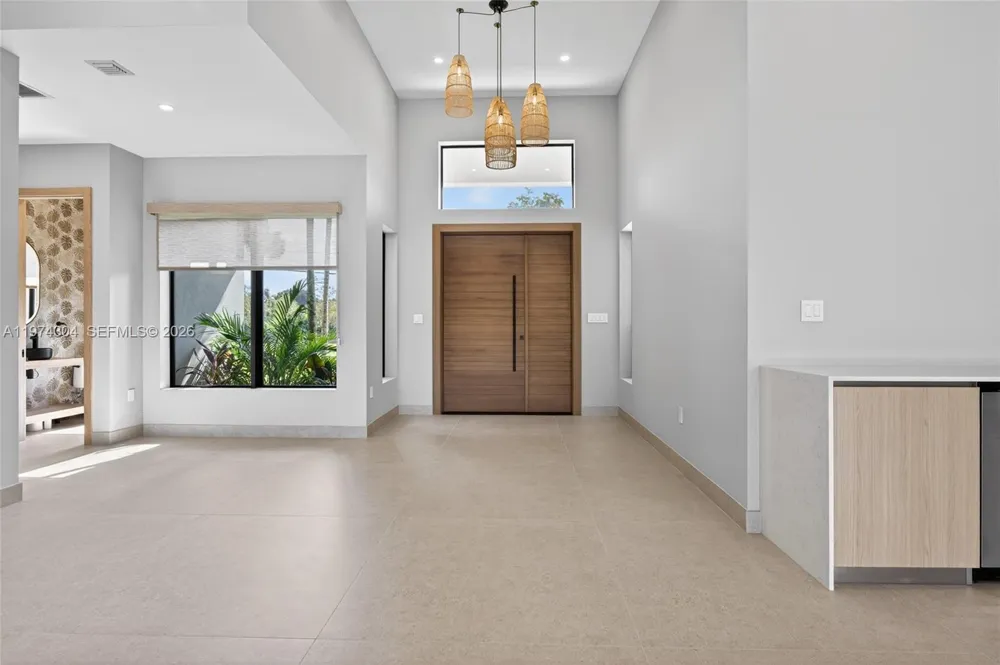 14401 W Palomino Dr Southwest Ranches, FL 33330