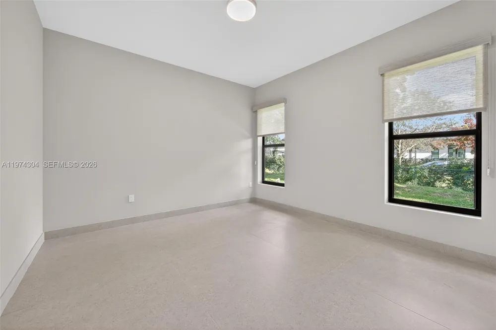 14401 W Palomino Dr Southwest Ranches, FL 33330