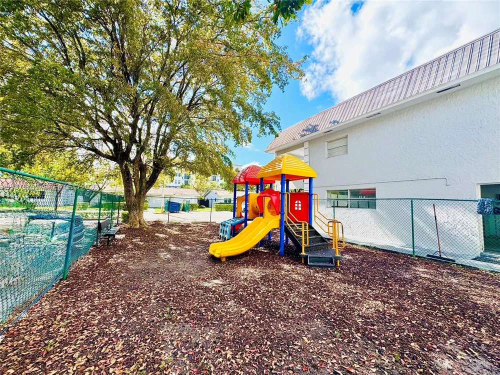 17255 SW 95th Ave #101 Palmetto Bay, FL 33157