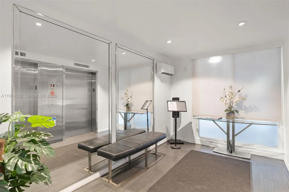 20500 W Country Club Dr #311 Aventura, FL 33180