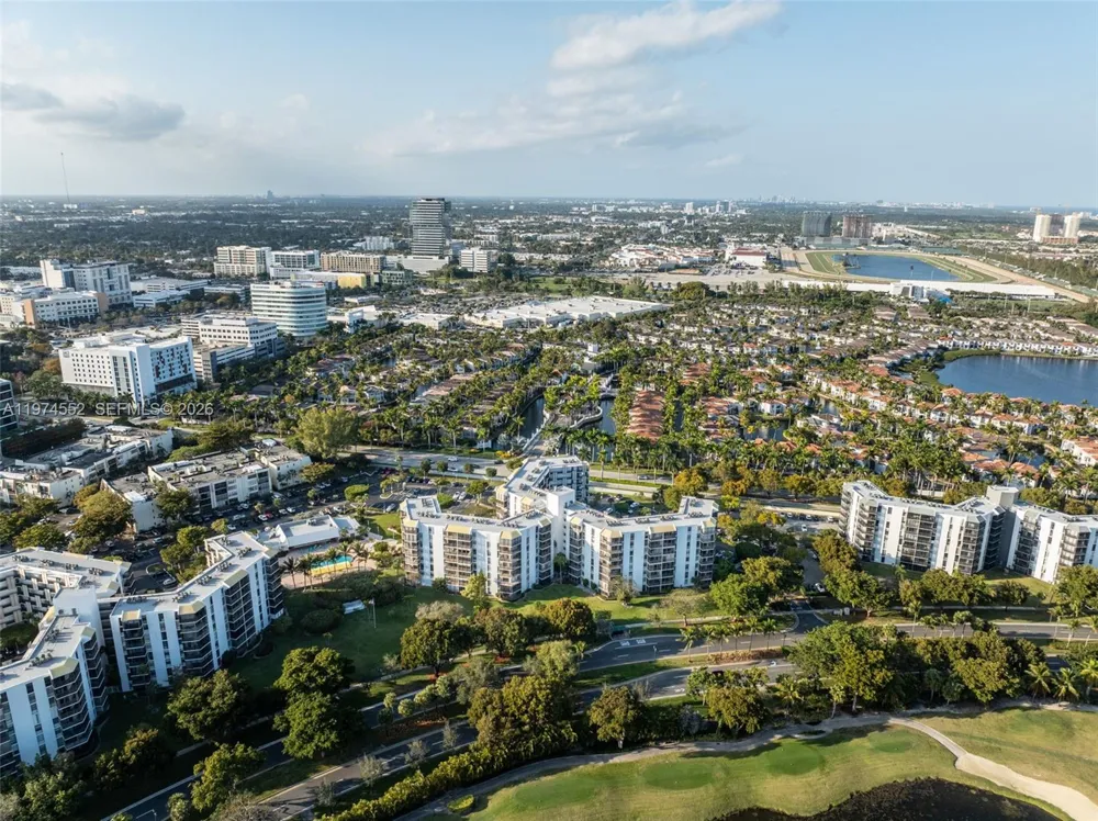 20500 W Country Club Dr #311 Aventura, FL 33180