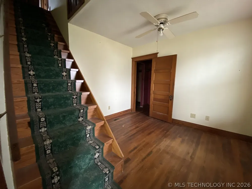 4 E STREET SW Miami, OK 74354