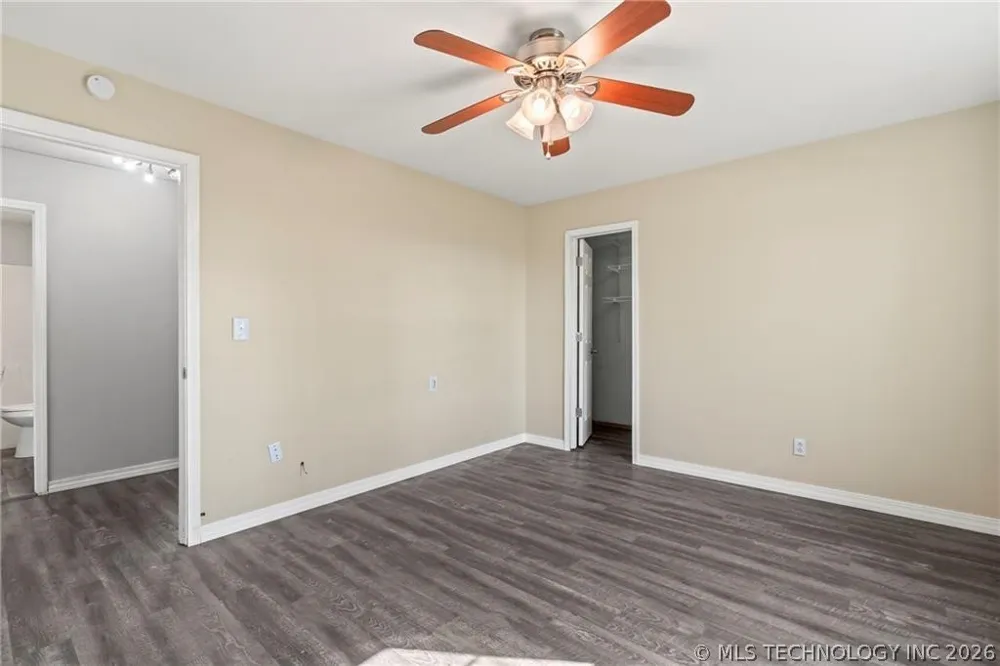 23586 116 Highway Colcord, OK 74338