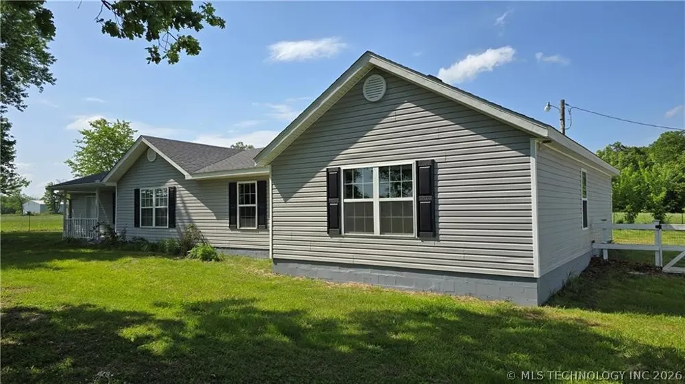 23586 116 Highway Colcord, OK 74338