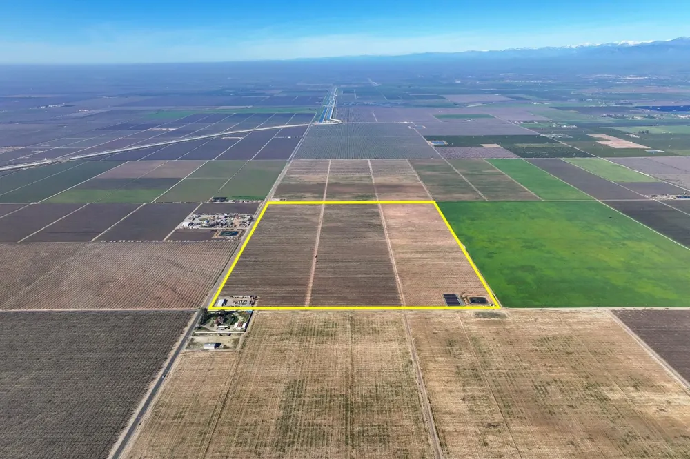 8000 Road 208 Terra Bella, CA 93270