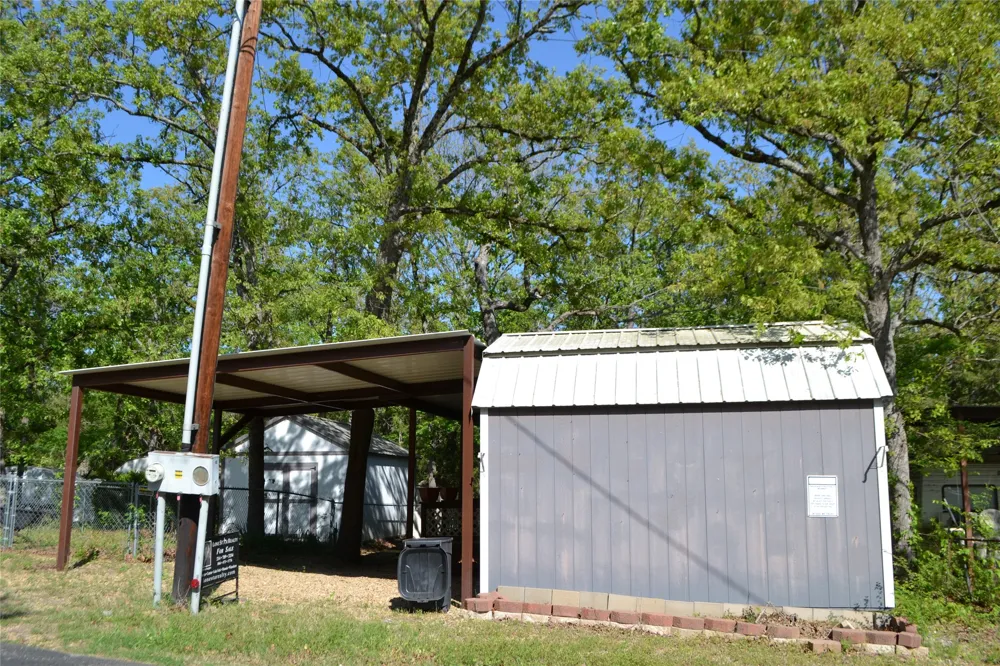 Private Road 5800 Yantis, TX 75497