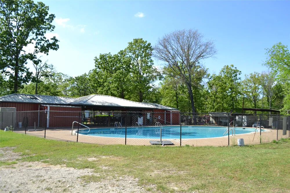 Private Road 5800 Yantis, TX 75497