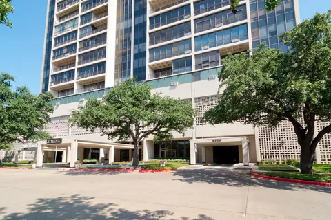 6335 W Northwest Highway #913