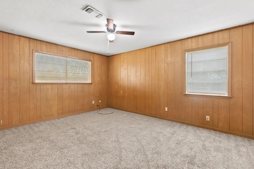 706 S Manson Street Wolfe City, TX 75496