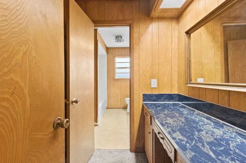 706 S Manson Street Wolfe City, TX 75496