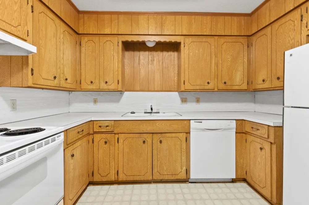706 S Manson Street Wolfe City, TX 75496