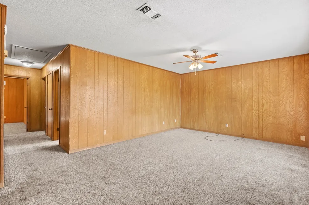 706 S Manson Street Wolfe City, TX 75496