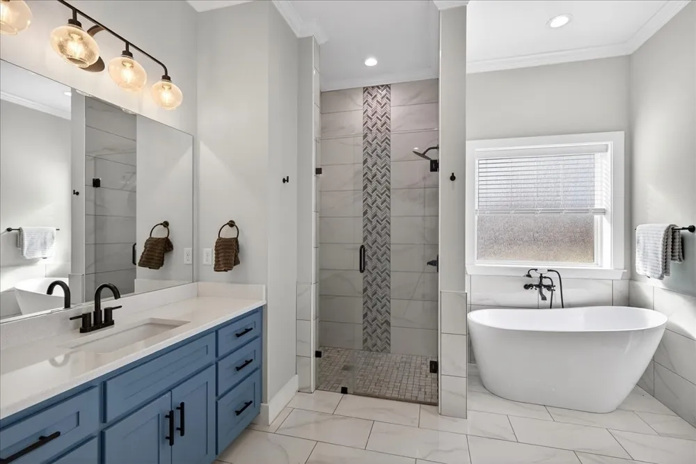 107 Oakbend Trail Mabank, TX 75147