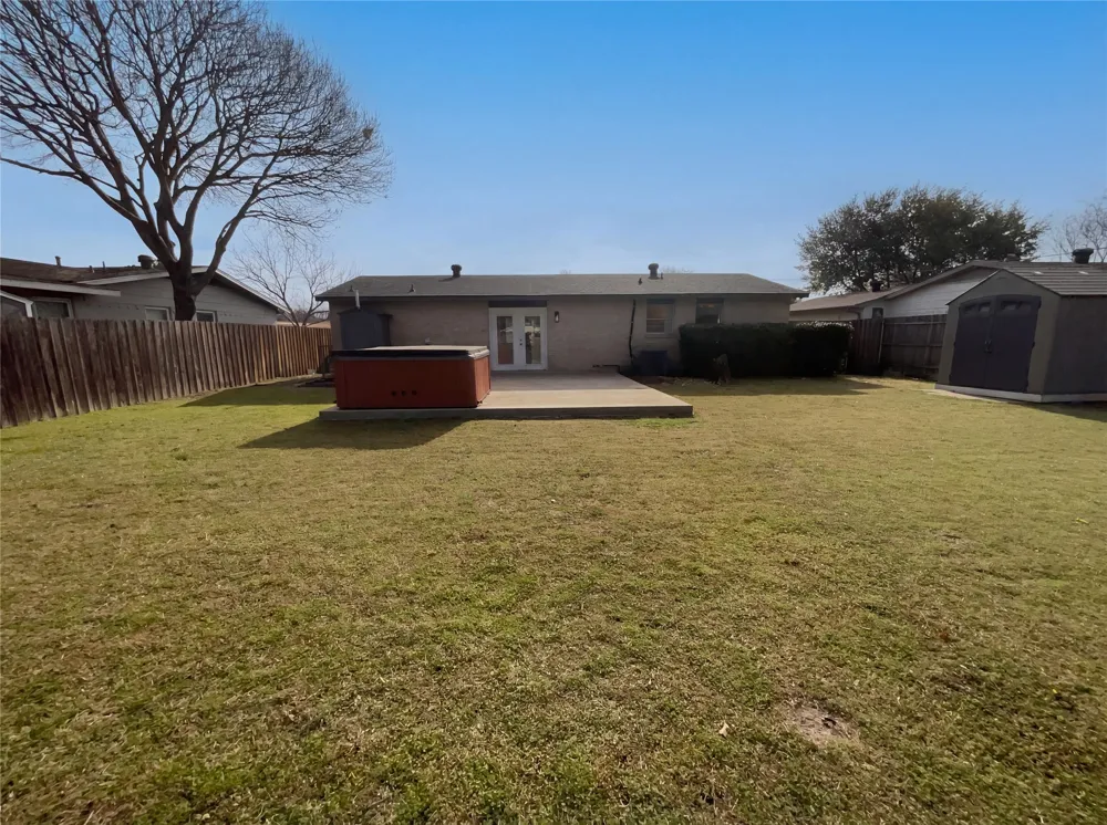 8541 Strathmore Drive Dallas, TX 75238