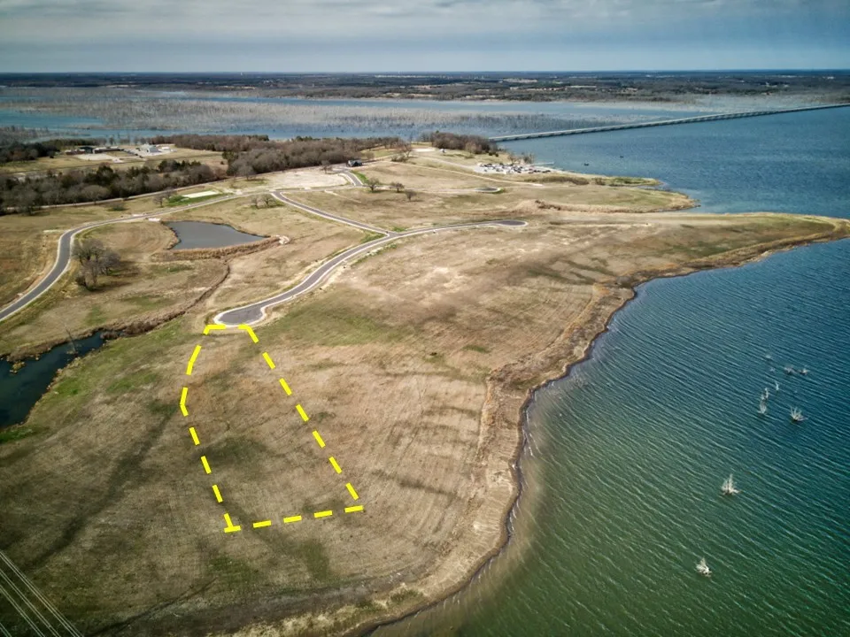 27 Crystal Cove Dodd City, TX 75438