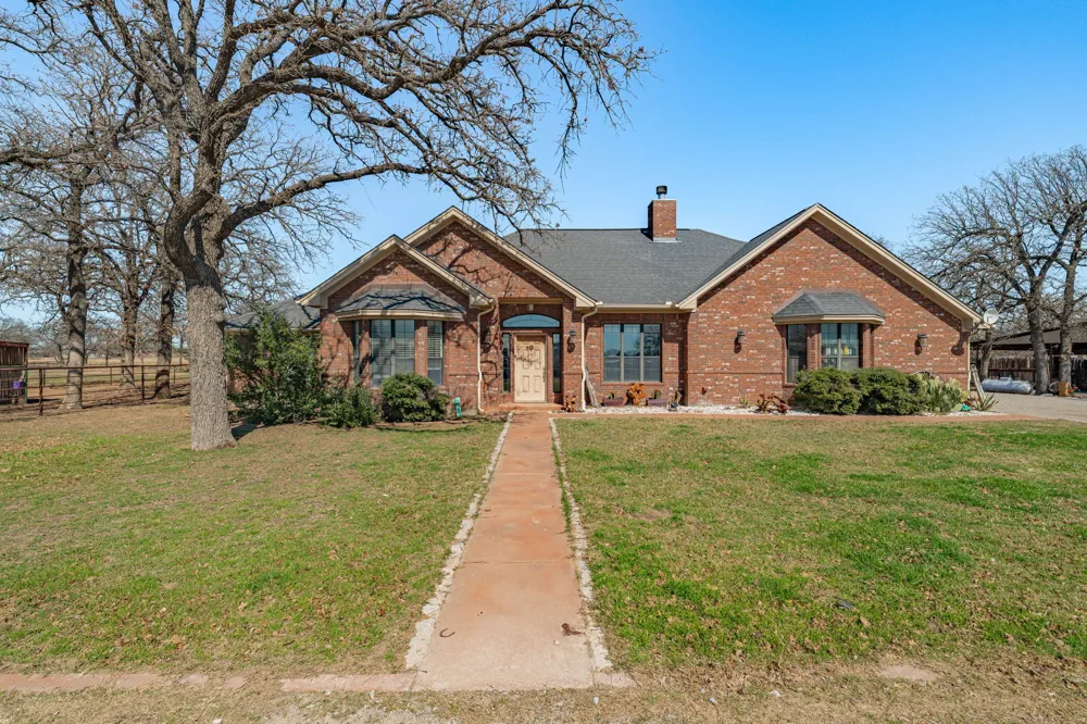 6363 E Fm 1188 Bluff Dale, TX 76433