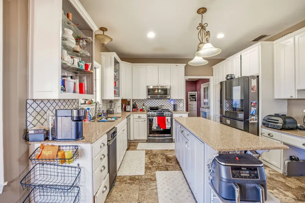 6363 E Fm 1188 Bluff Dale, TX 76433