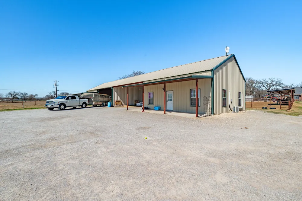 6363 E Fm 1188 Bluff Dale, TX 76433