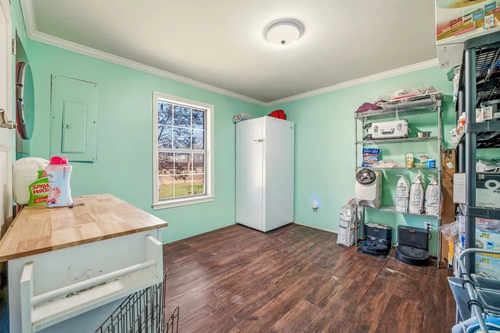 6363 E Fm 1188 Bluff Dale, TX 76433
